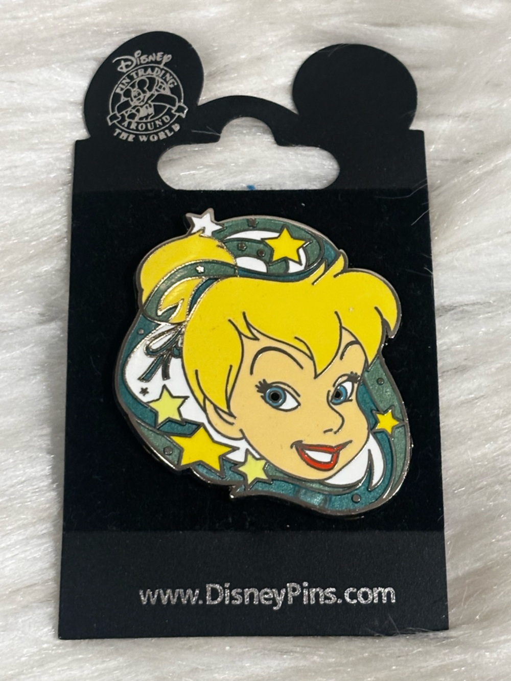 Disney Parks Tinker Bell Pin 2011 Authetic Official Close Up Portrait